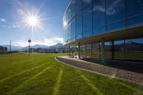 Extérieur du bâtiment UCB à Bulle